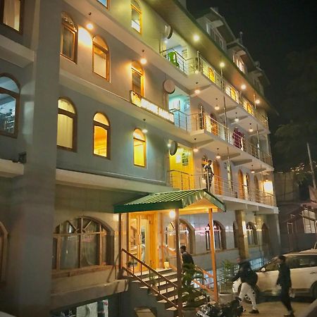 The Avenue Hotel , Manali A River Side Hotel Ngoại thất bức ảnh