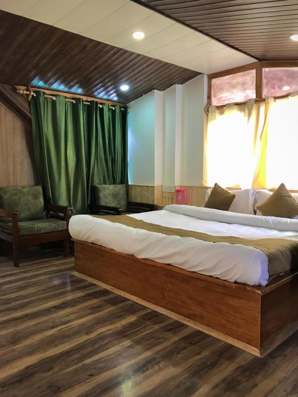 The Avenue Hotel , Manali A River Side Hotel Ngoại thất bức ảnh