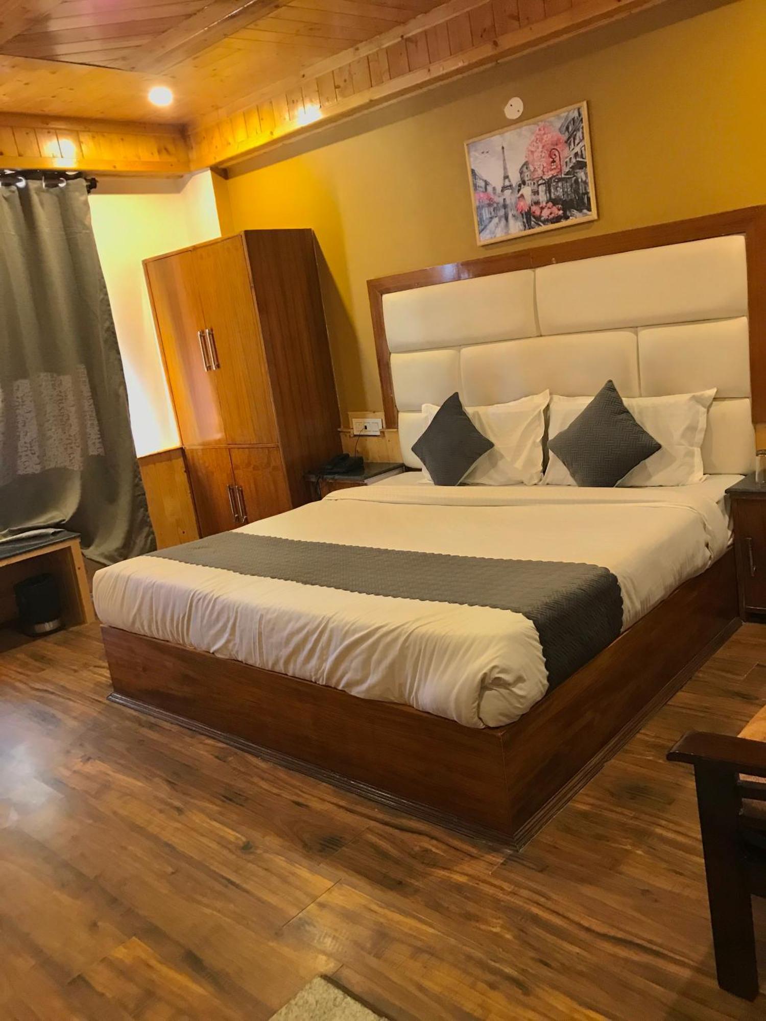 The Avenue Hotel , Manali A River Side Hotel Ngoại thất bức ảnh