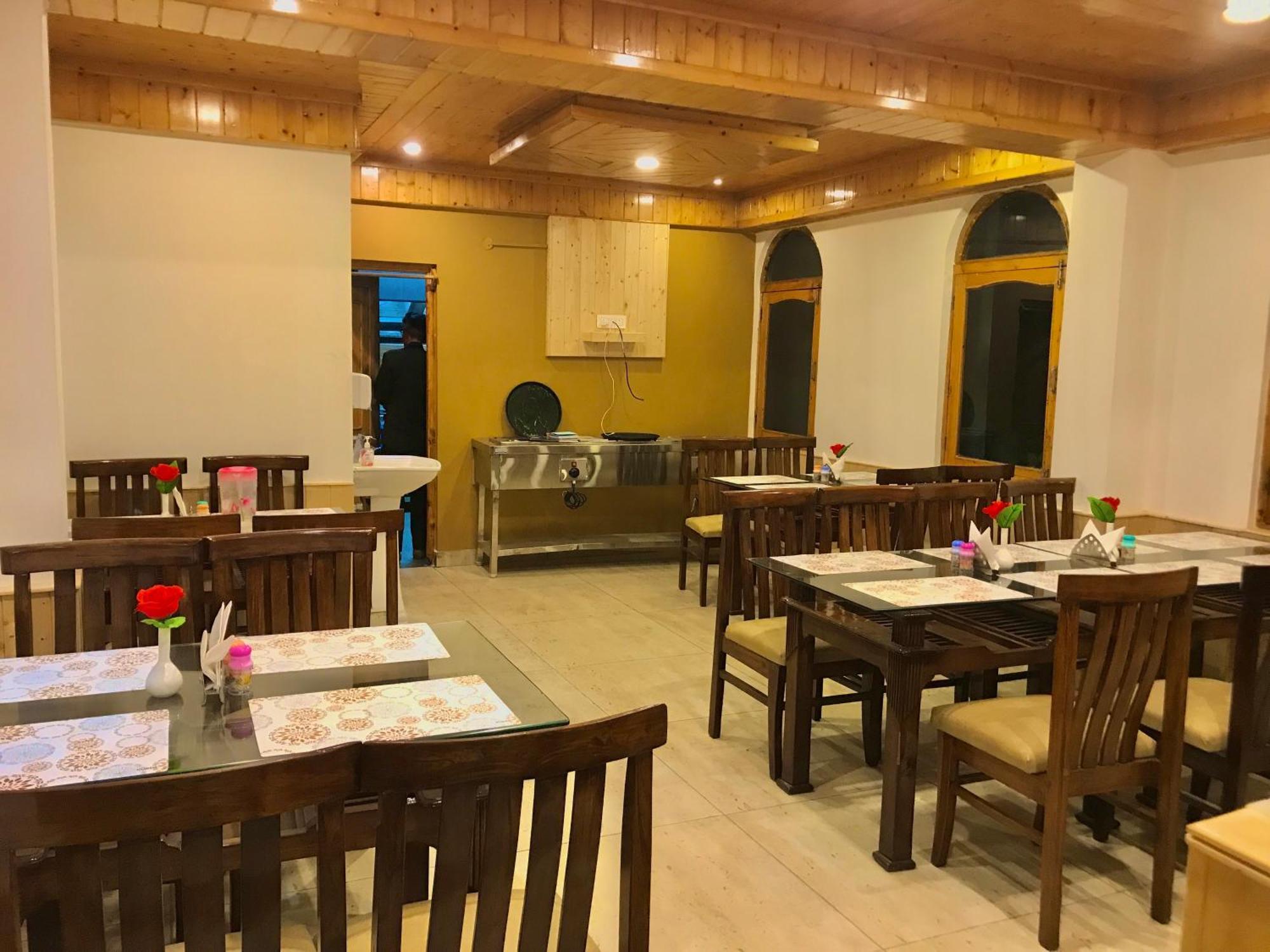 The Avenue Hotel , Manali A River Side Hotel Ngoại thất bức ảnh